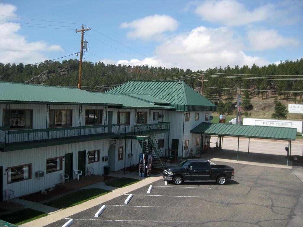 Dakota Cowboy Inn Custer Exterior photo