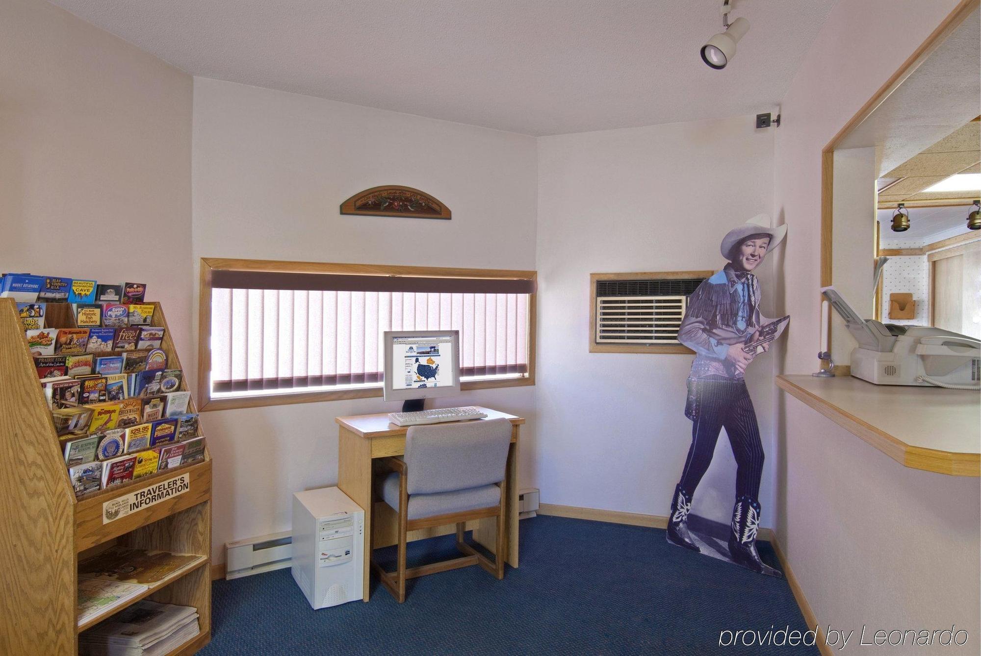 Dakota Cowboy Inn Custer Interior photo