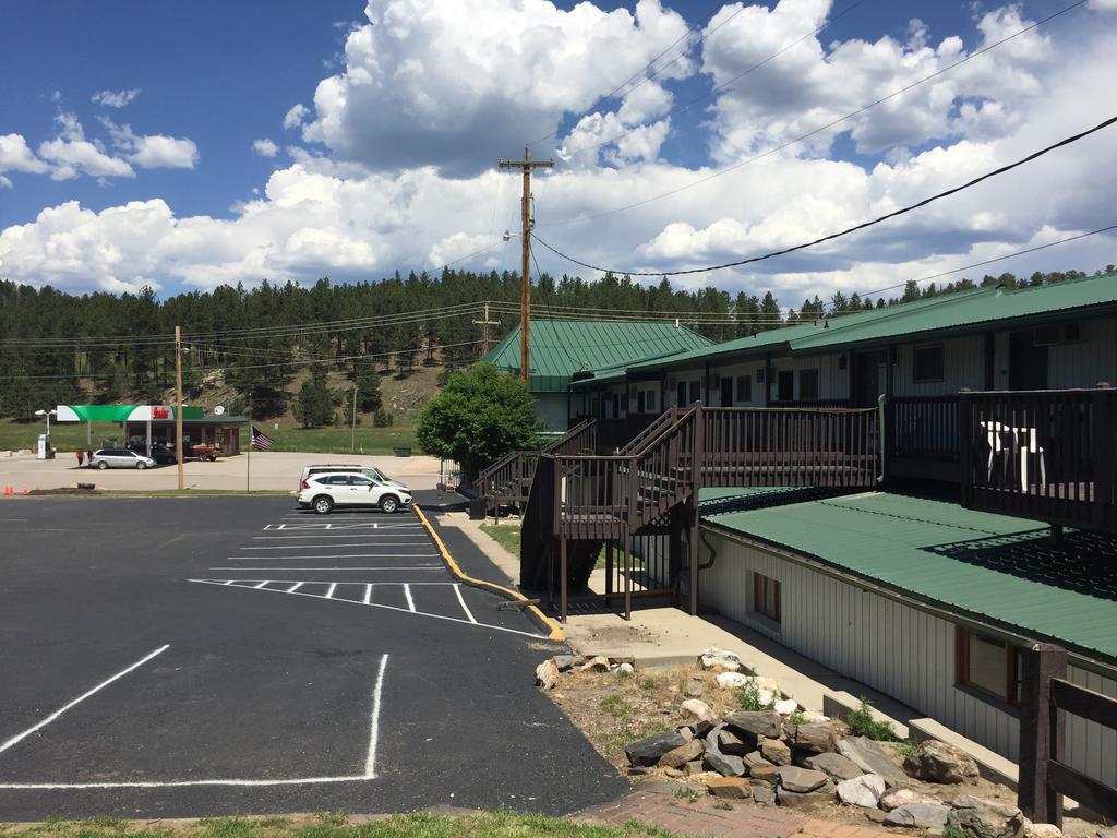 Dakota Cowboy Inn Custer Exterior photo